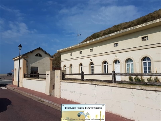 'Het huis van de vuurtorenwachter' - Zeezicht in Fécamp
