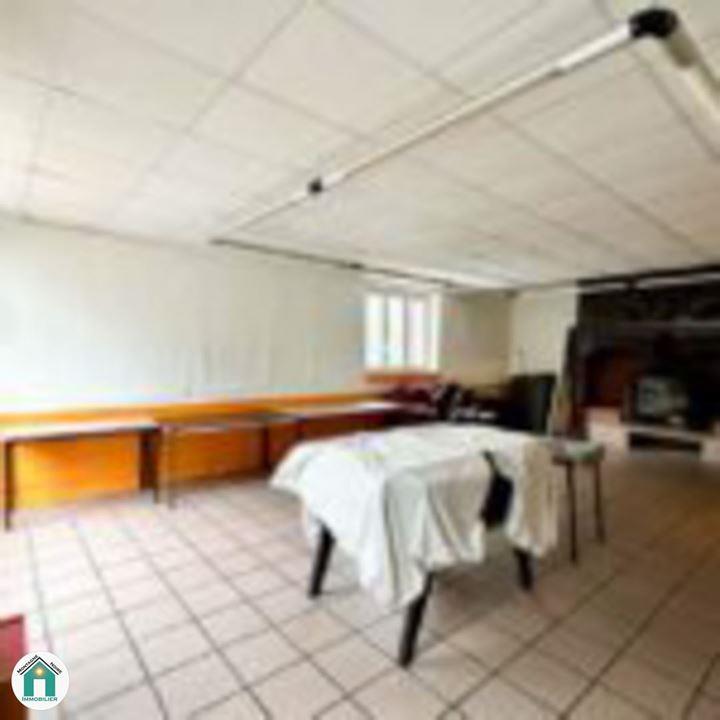 Property - 450m²