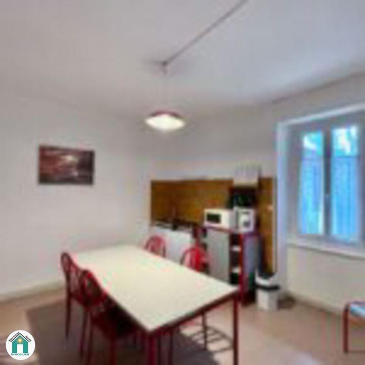 Property - 450m²