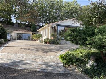 Modern country house with separate studio and superb views  near Sigoulès, Dordogne