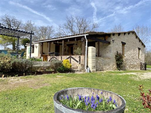 Maison de 3 chambres en parfait état avec un grand jardin près d'Issigeac, Dordogne 