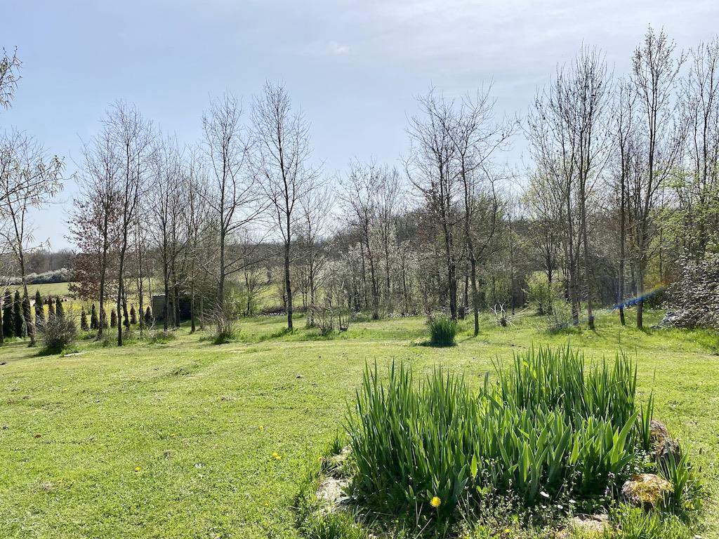 Immaculately presented 2 bedroom house with large garden  near Issigeac, Dordogne
