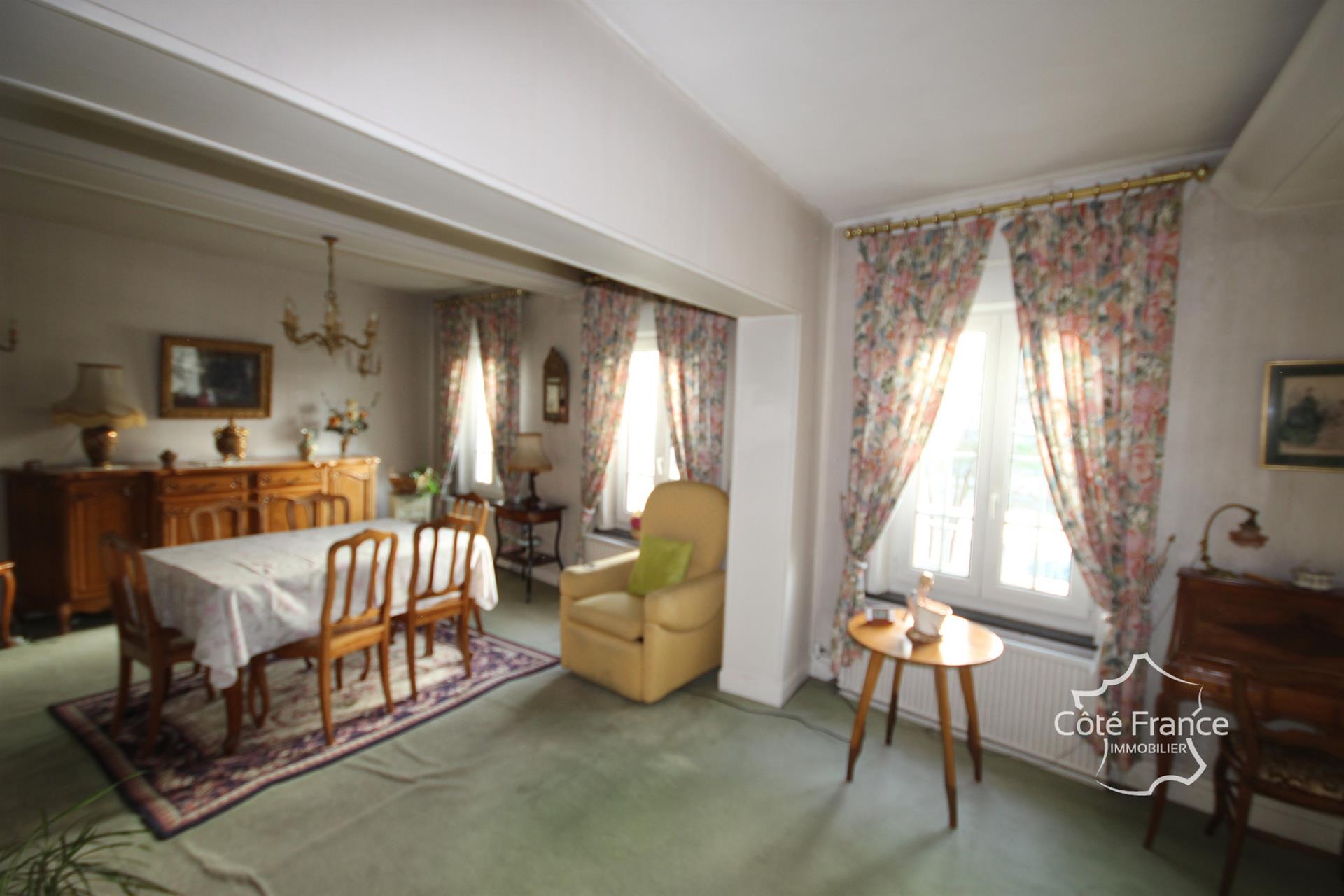 Maison à vendre, 101m², Givet