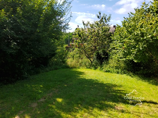 Vireux Molhain 08. Haus zum Renovieren auf einem Grundstück von 1650m2