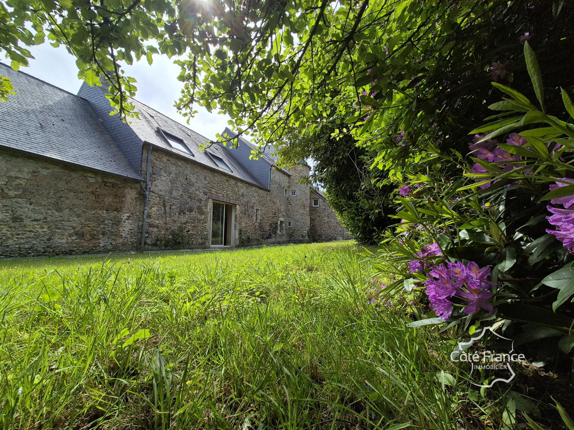 Farmhouse Manor 7 Rooms 252 m2