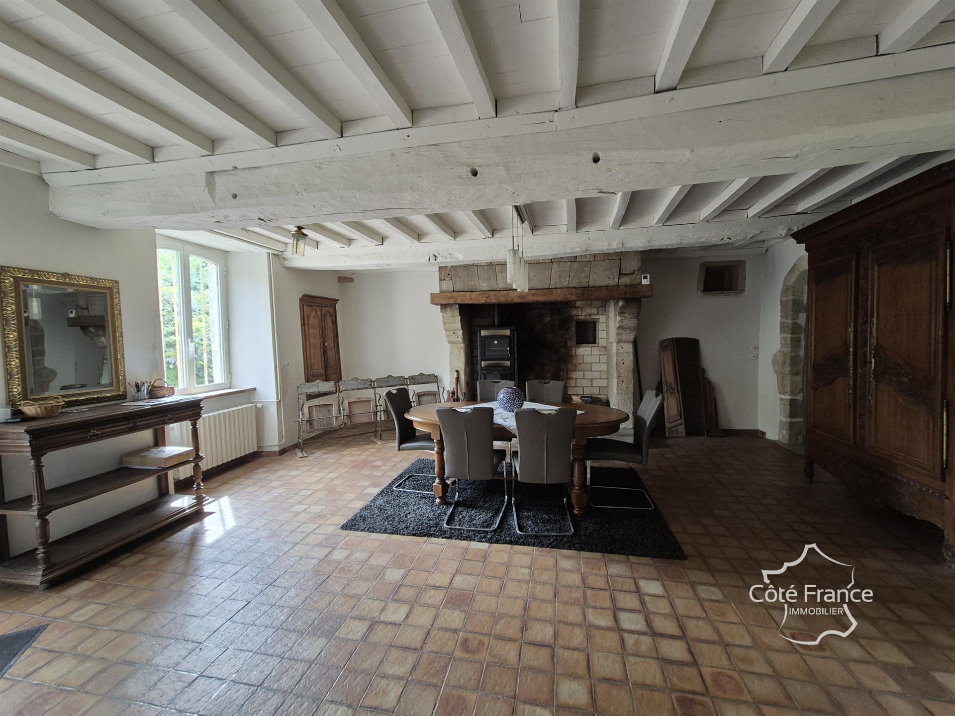 Farmhouse Manor 7 Rooms 252 m2