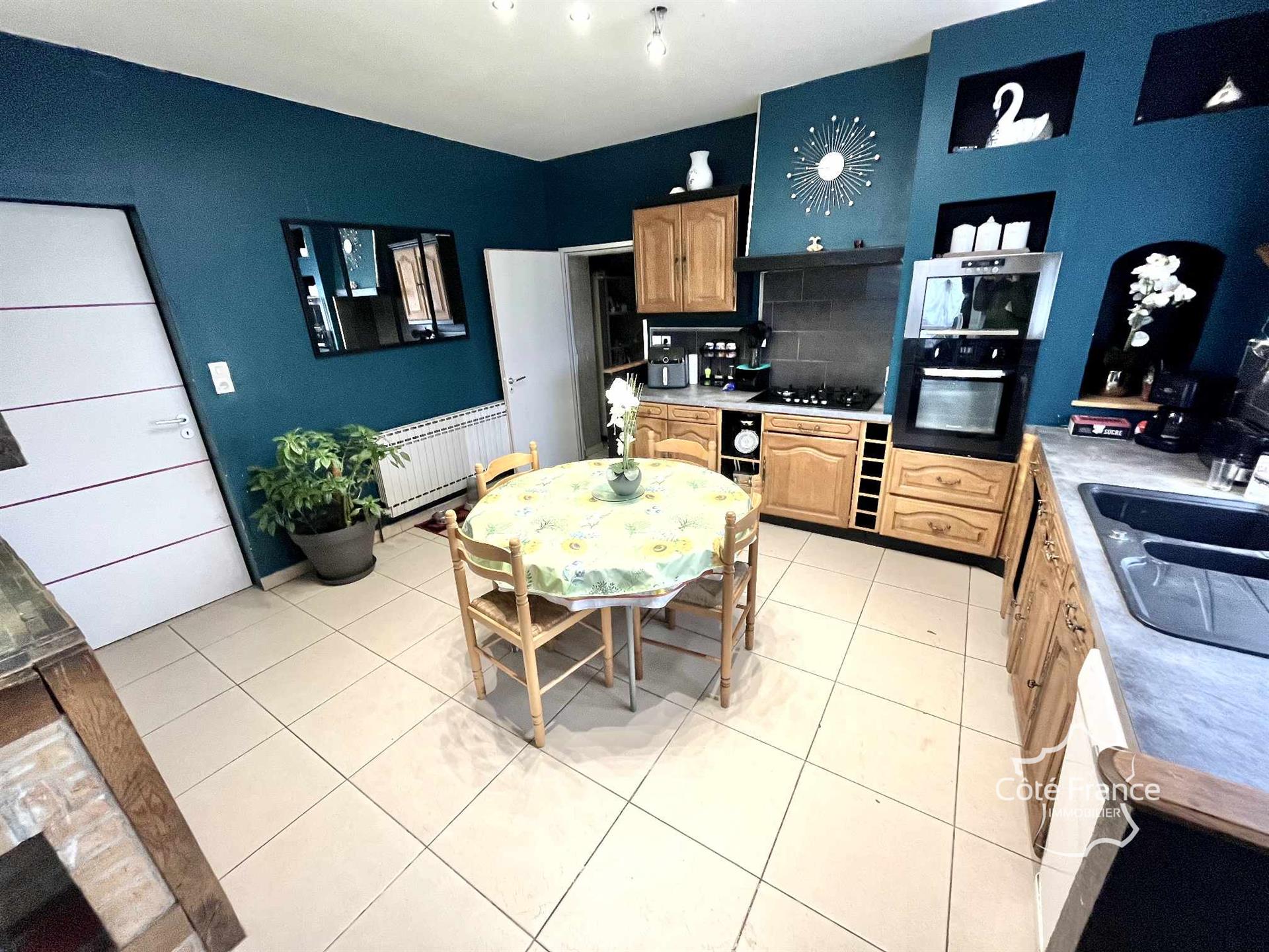 Maison à vendre, 140m², La Flamengrie