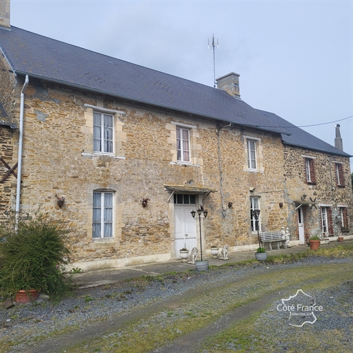 Bauernhaus mit vielen Nebengebäuden zum Renovieren