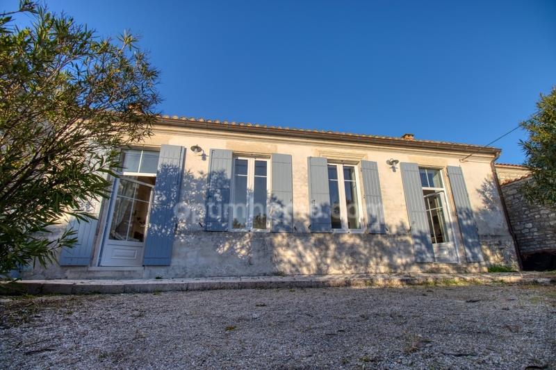 8-Room, 5-bedroom house in Saint Pierre D'oleron (17) La chefmalière