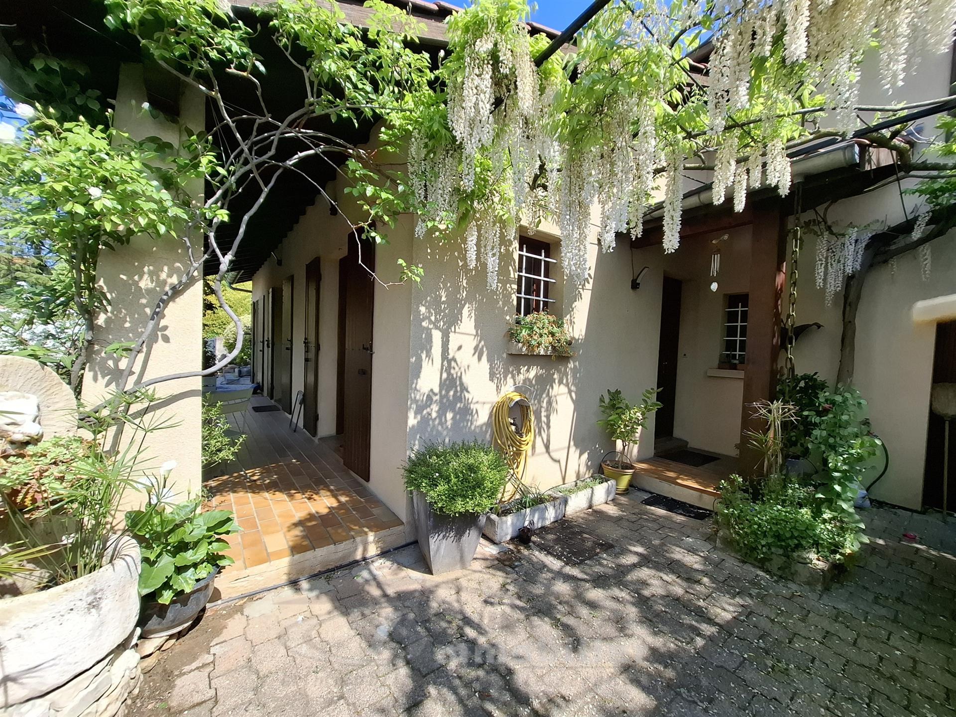 Peyrins House 102 M2 3 Bedrooms Enclosed Land 510 M2 garage