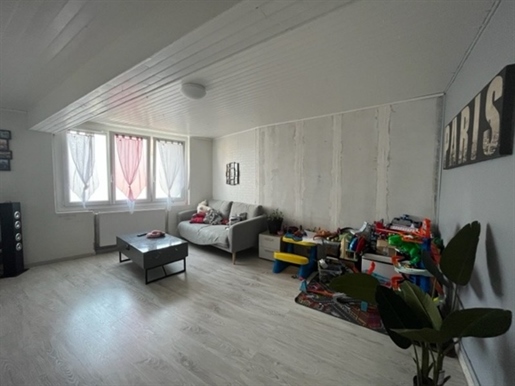 Dpt Marne (51), à vendre proche Vitry-le-François maison T4 - Terrain de 557,00 m²