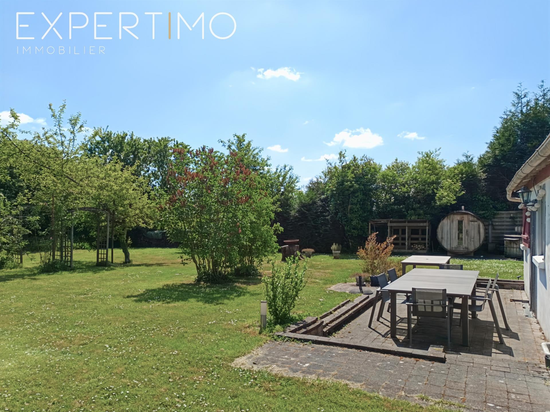 Very beautiful farmhouse: calm and nature!