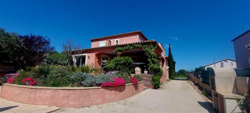 Grande maison 5 pièces avec piscine à Mèze