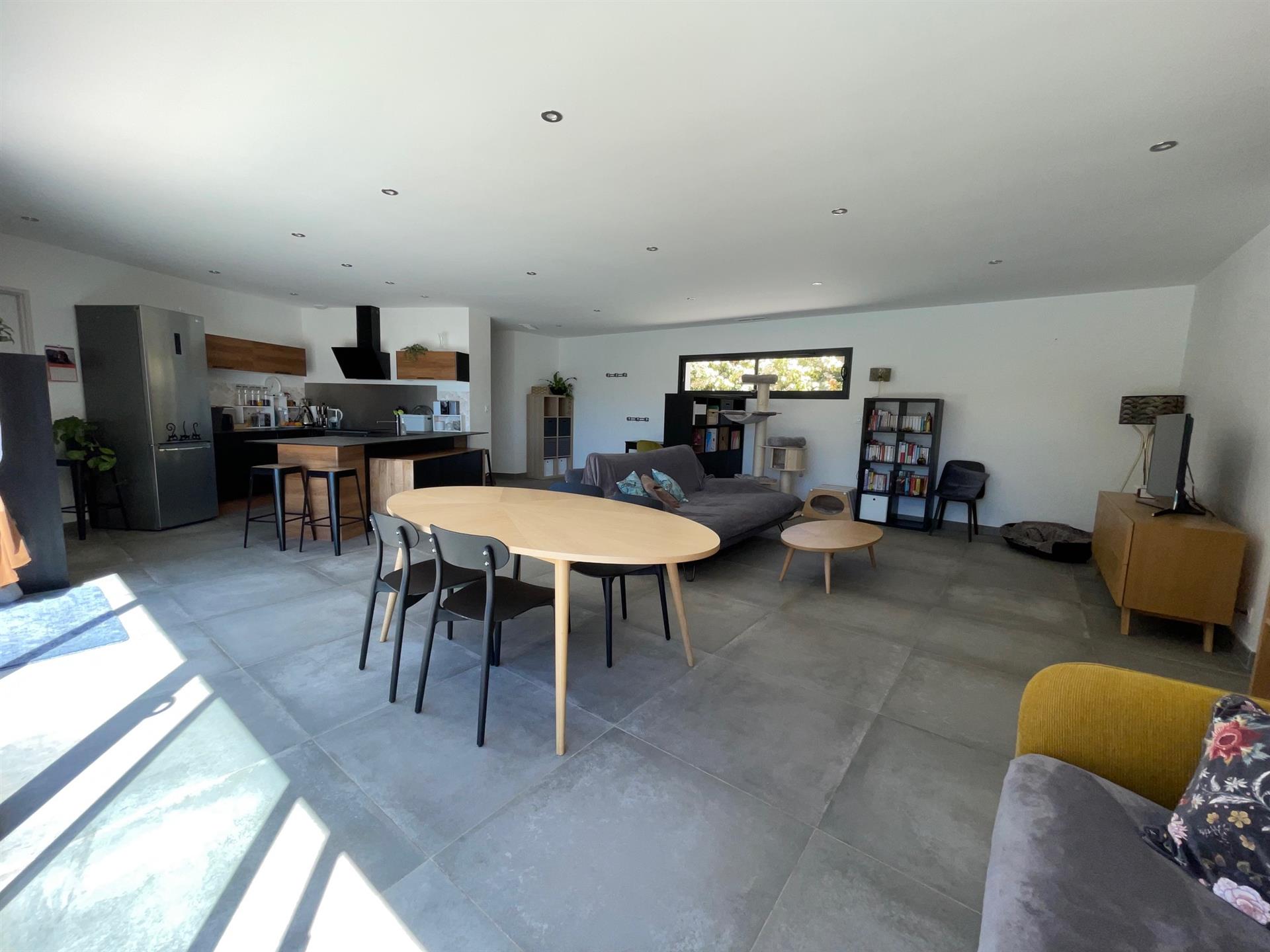 34120 Torbees Villa Of 122 M2 With Three Bedrooms And Pool