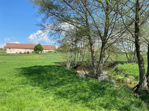 Maison d'exception entièrement rénovée de 315 m2 habitable sur parcelle de 25 000 m2