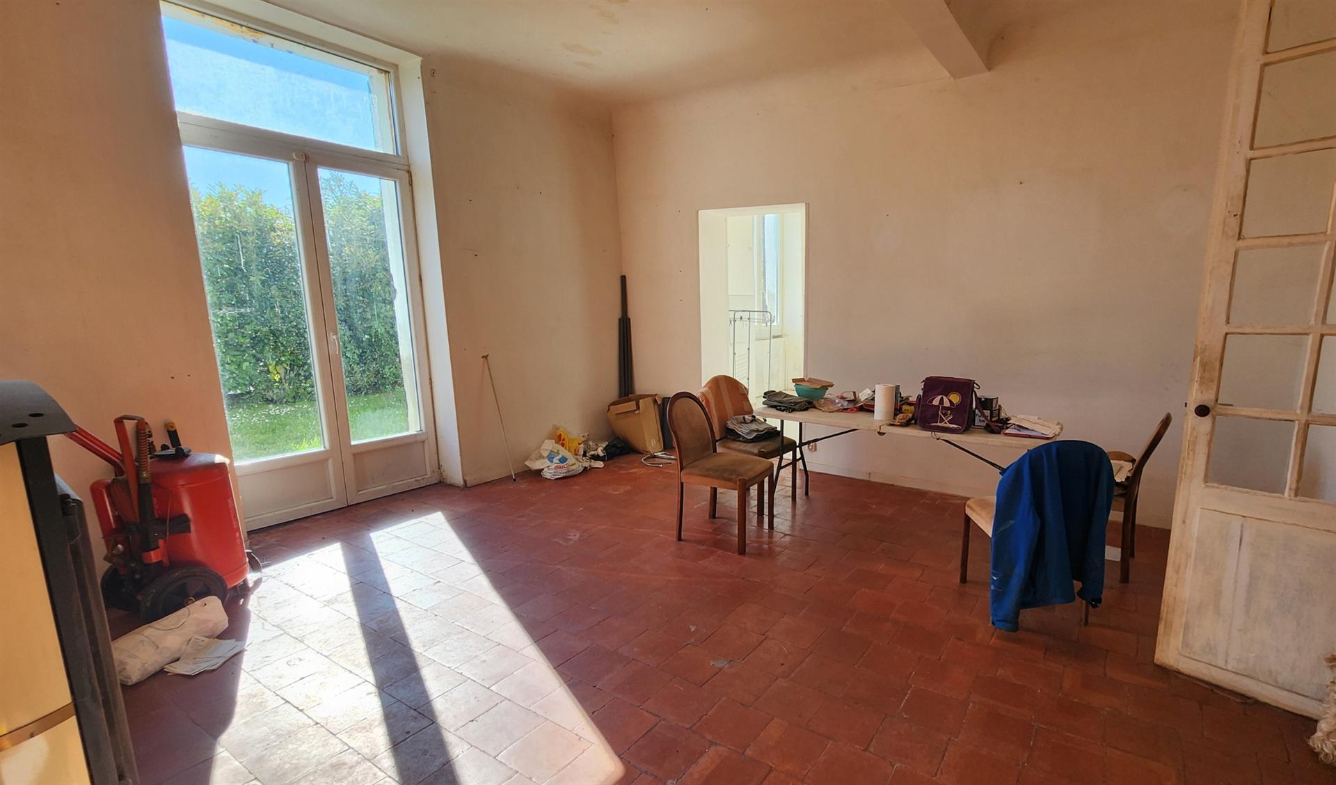 Gran potencial para que esta casa se reforme
