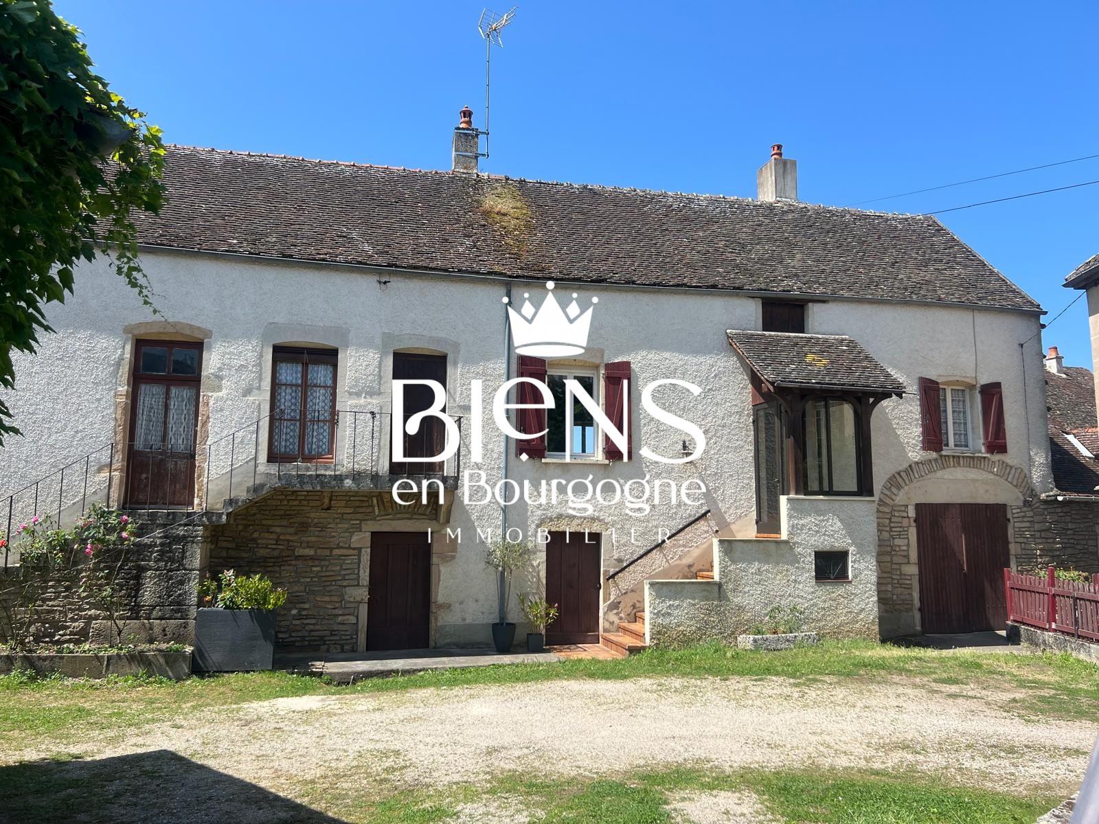 Maison Gros Potentiel Proche Centre Ville