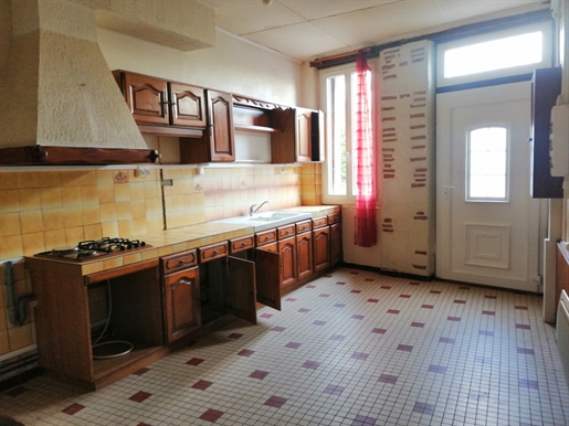 Moissac: Rijtjeshuis met 2 slaapkamers te koop