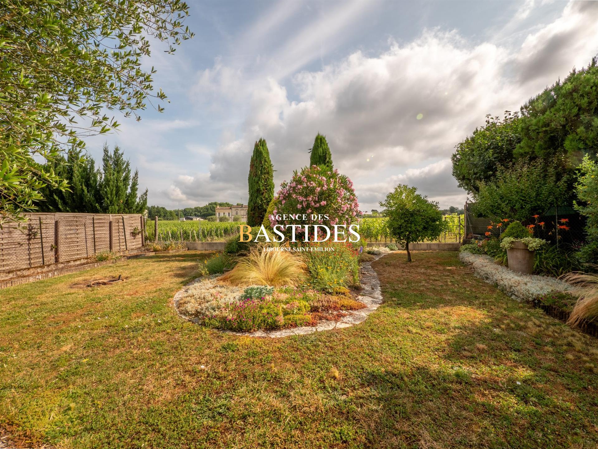 Compra: Vivenda (33500)