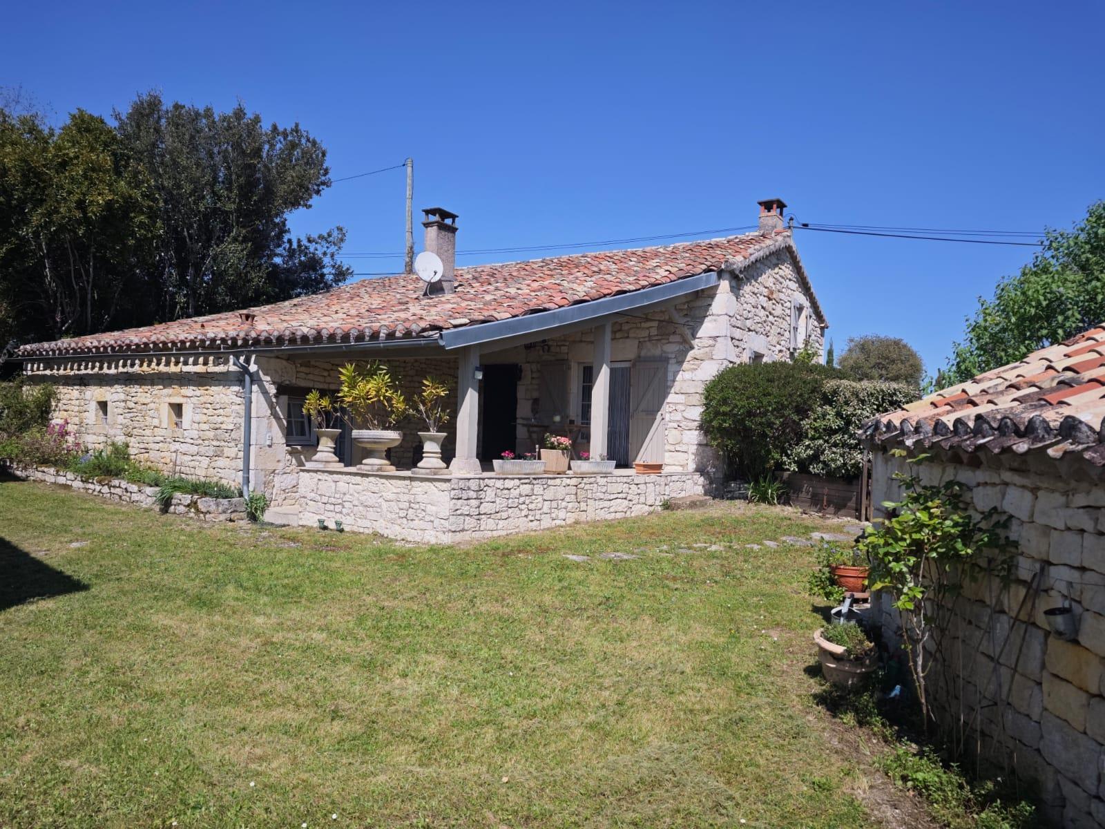 Superb stone house in the Lot