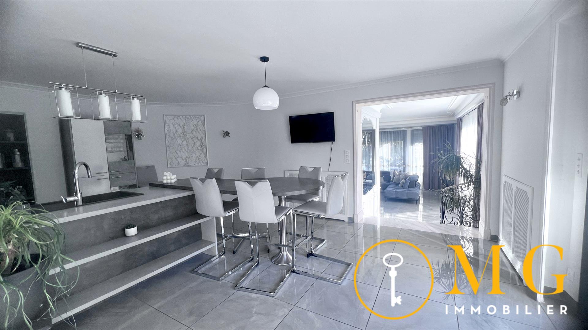 Maison à vendre, 348m², Digne-les-Bains