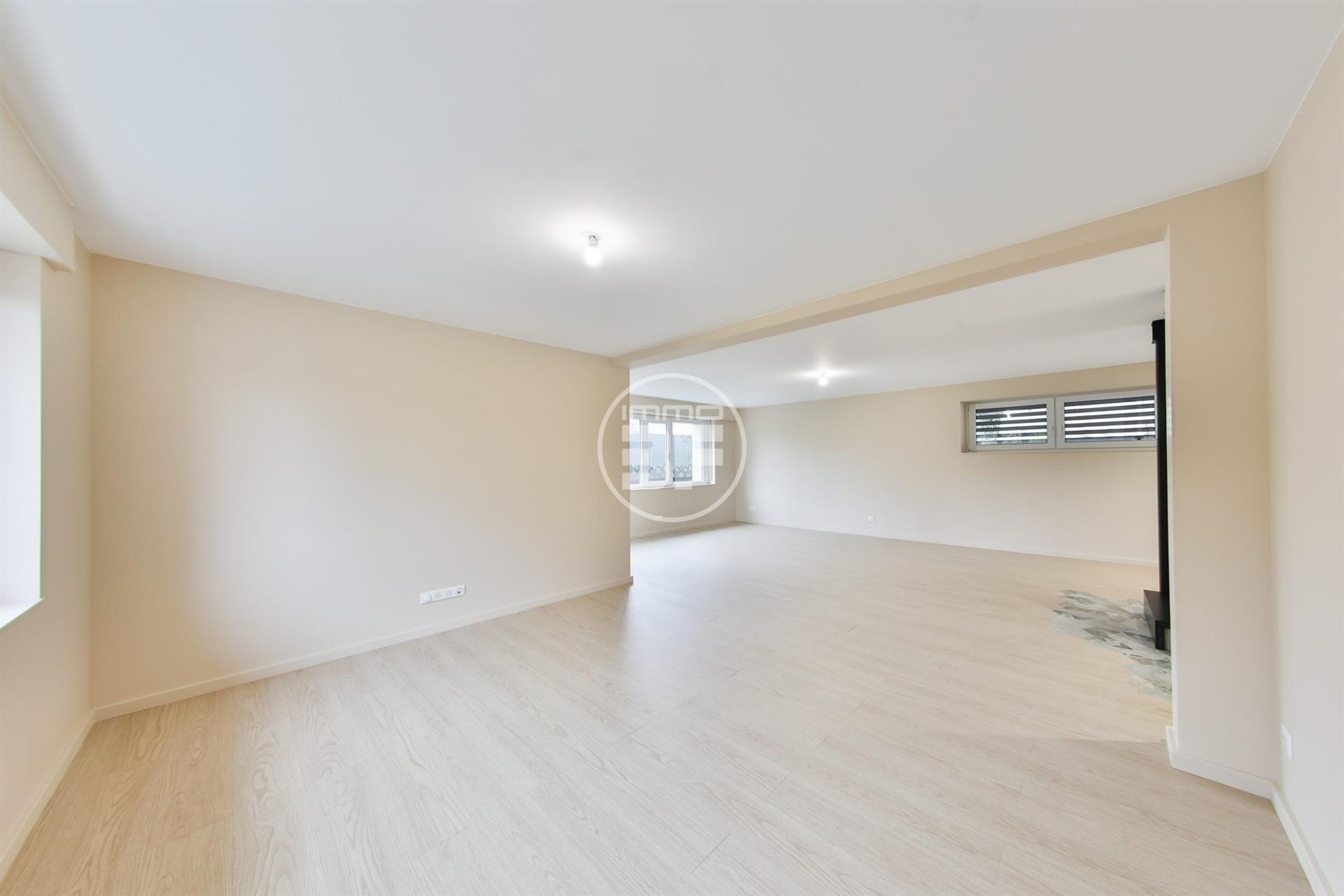 Detached house in Buschwiller. 202 m², 6 rooms, 4 bedrooms.