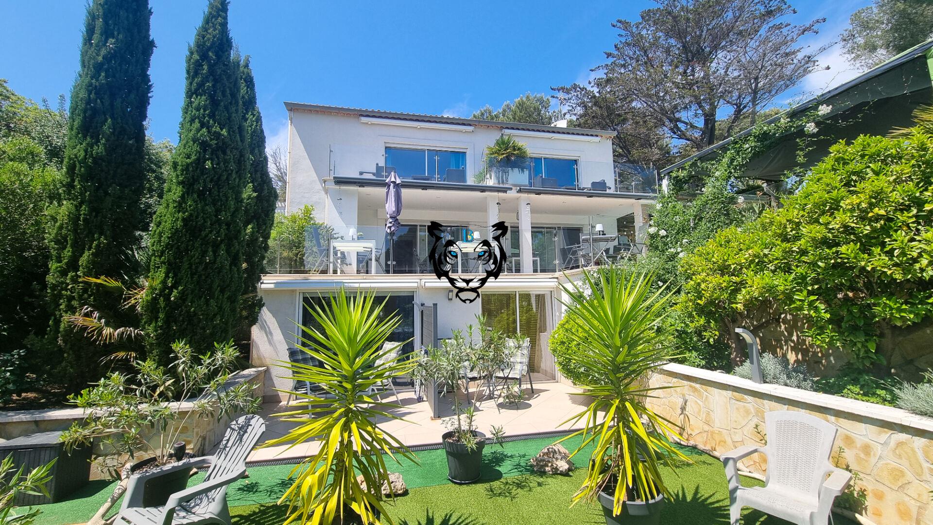 Purchase: House (83370)