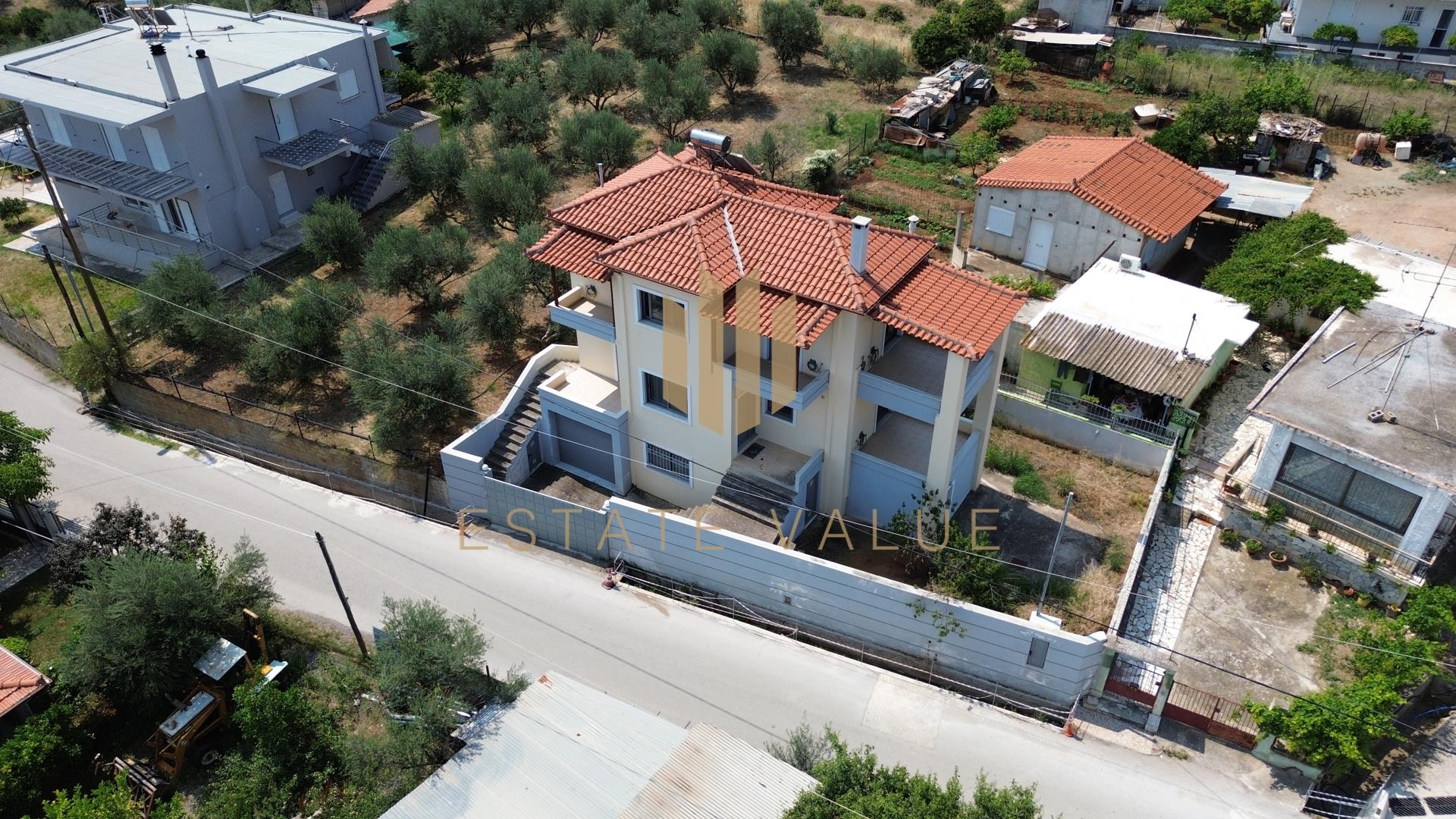 - Detached house For sale, Xilokastro, 200 sq.m., €250.000