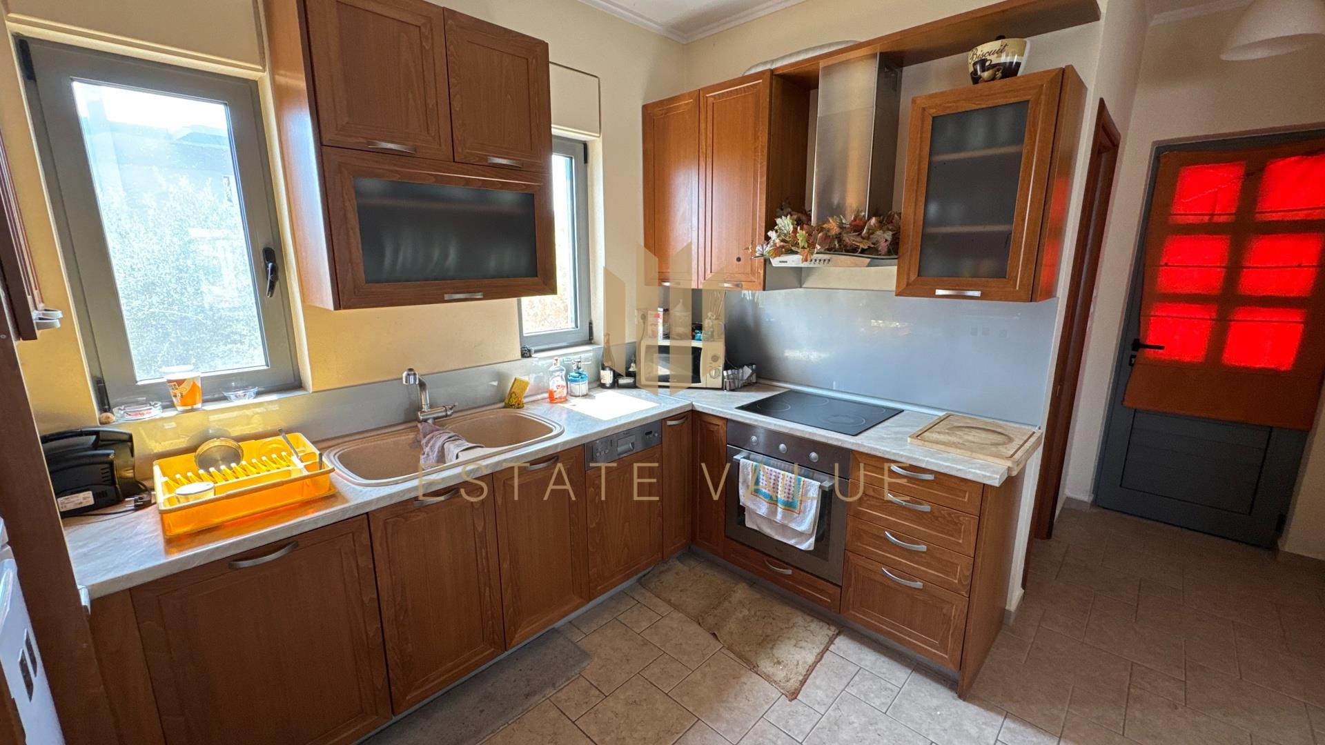 - Detached house For sale, Xilokastro, 200 sq.m., €250.000