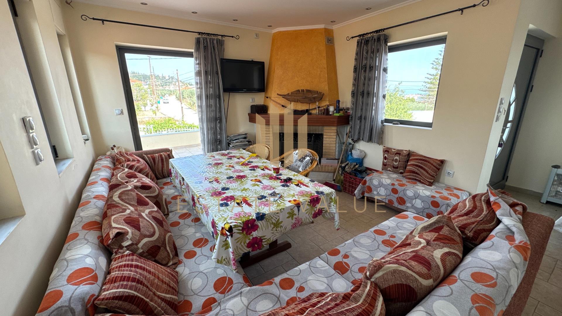 - Detached house For sale, Xilokastro, 200 sq.m., €250.000