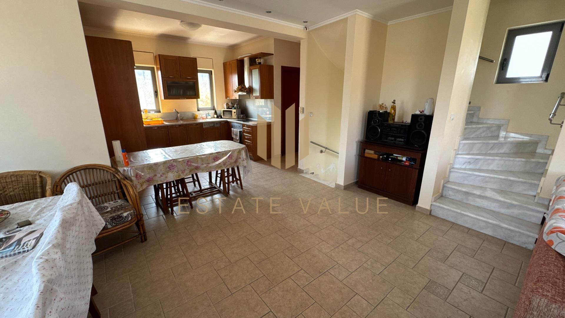 - Detached house For sale, Xilokastro, 200 sq.m., €250.000