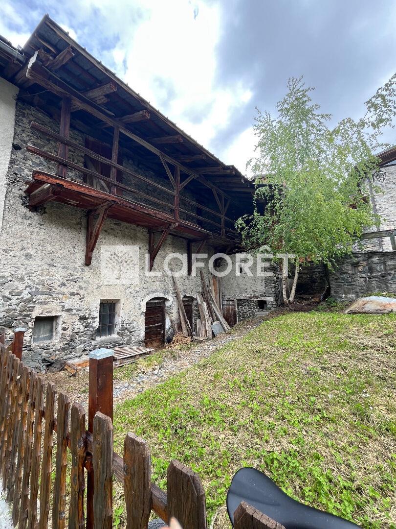 73210 Peisey-Nancroix Beautiful New 5-room duplex with garden