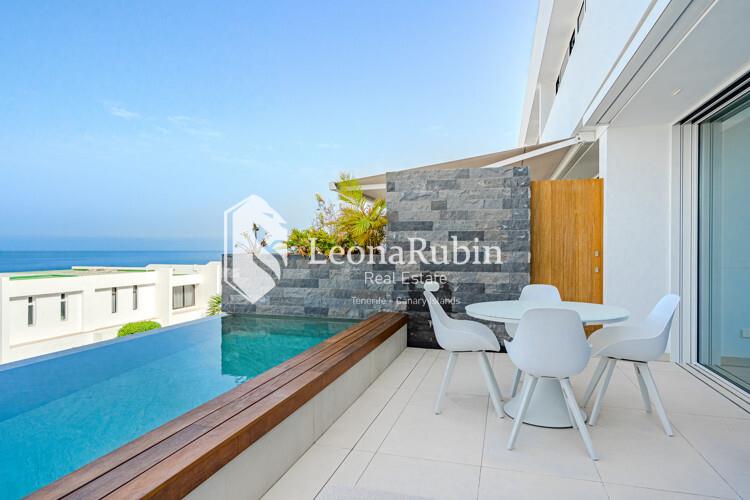 Fancy luxury apartment in Aqua Suites  with private infinity pool and sea views, Los Gigantes