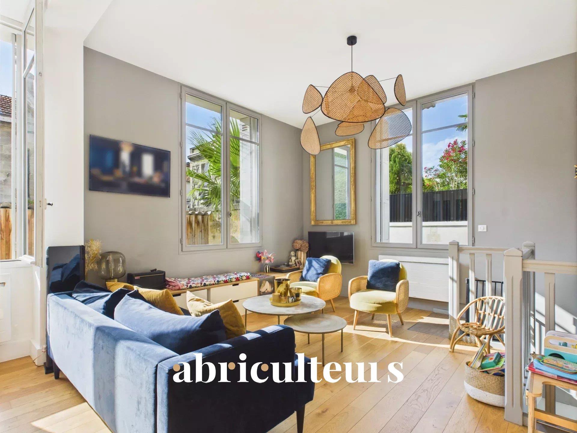 Beautiful 100 m2 apartment - bright with large terrace - Rue Saint-Genès