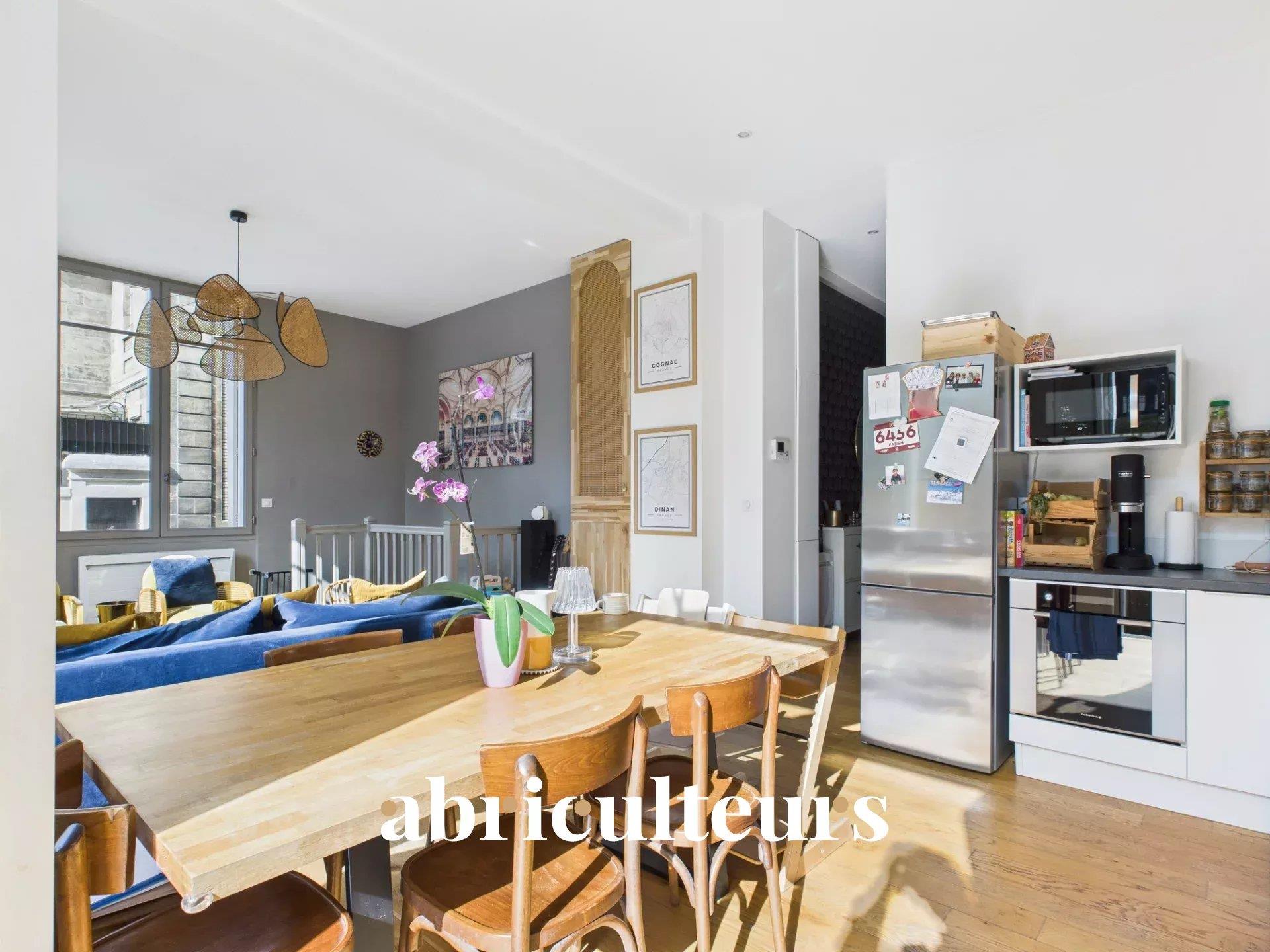 Beautiful 100 m2 apartment - bright with large terrace - Rue Saint-Genès