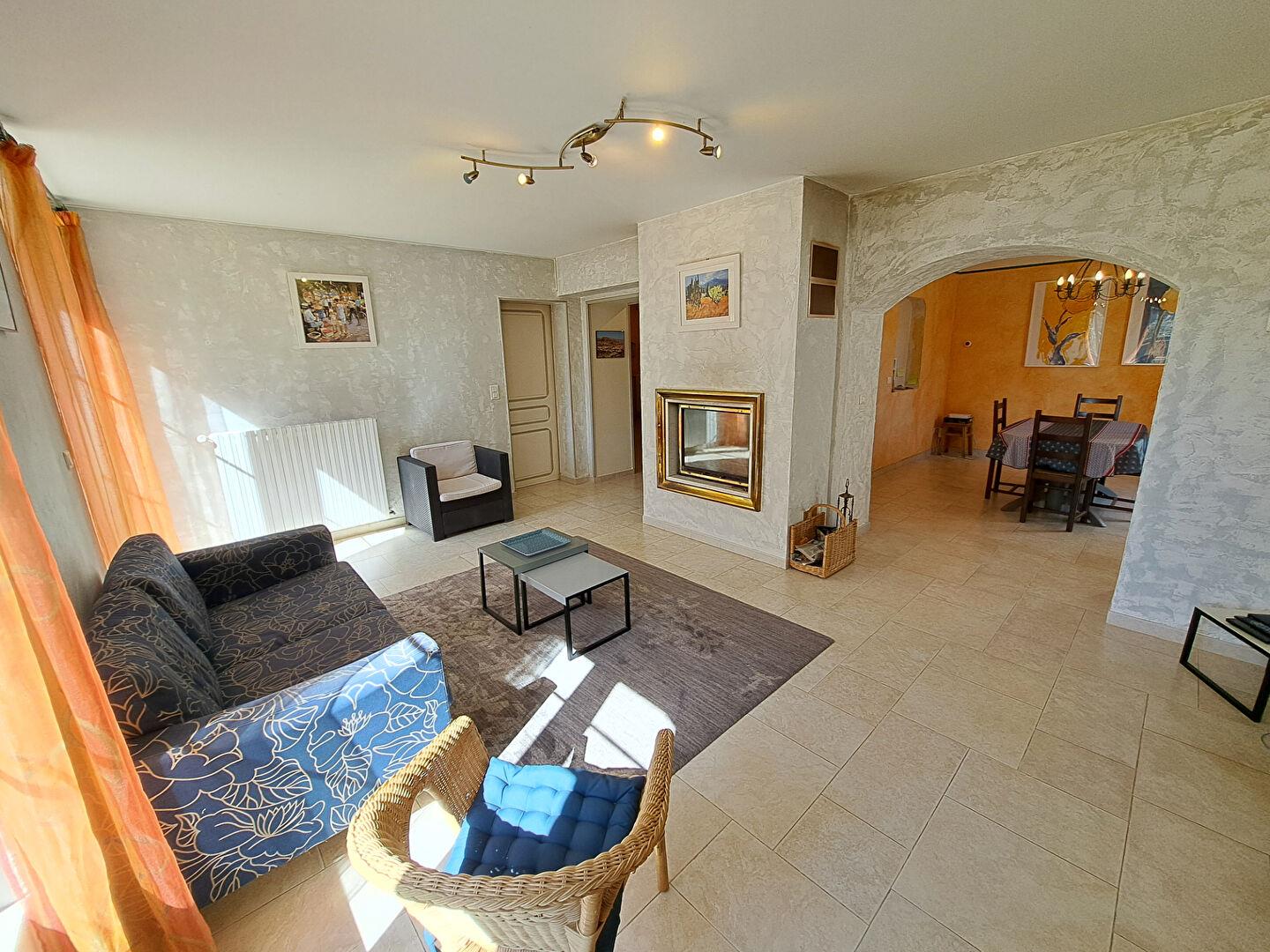Large country house with swimming pool