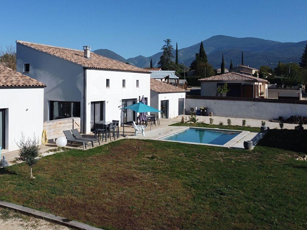 Villa Malaucene - 5 pièce(s) - 180 m2