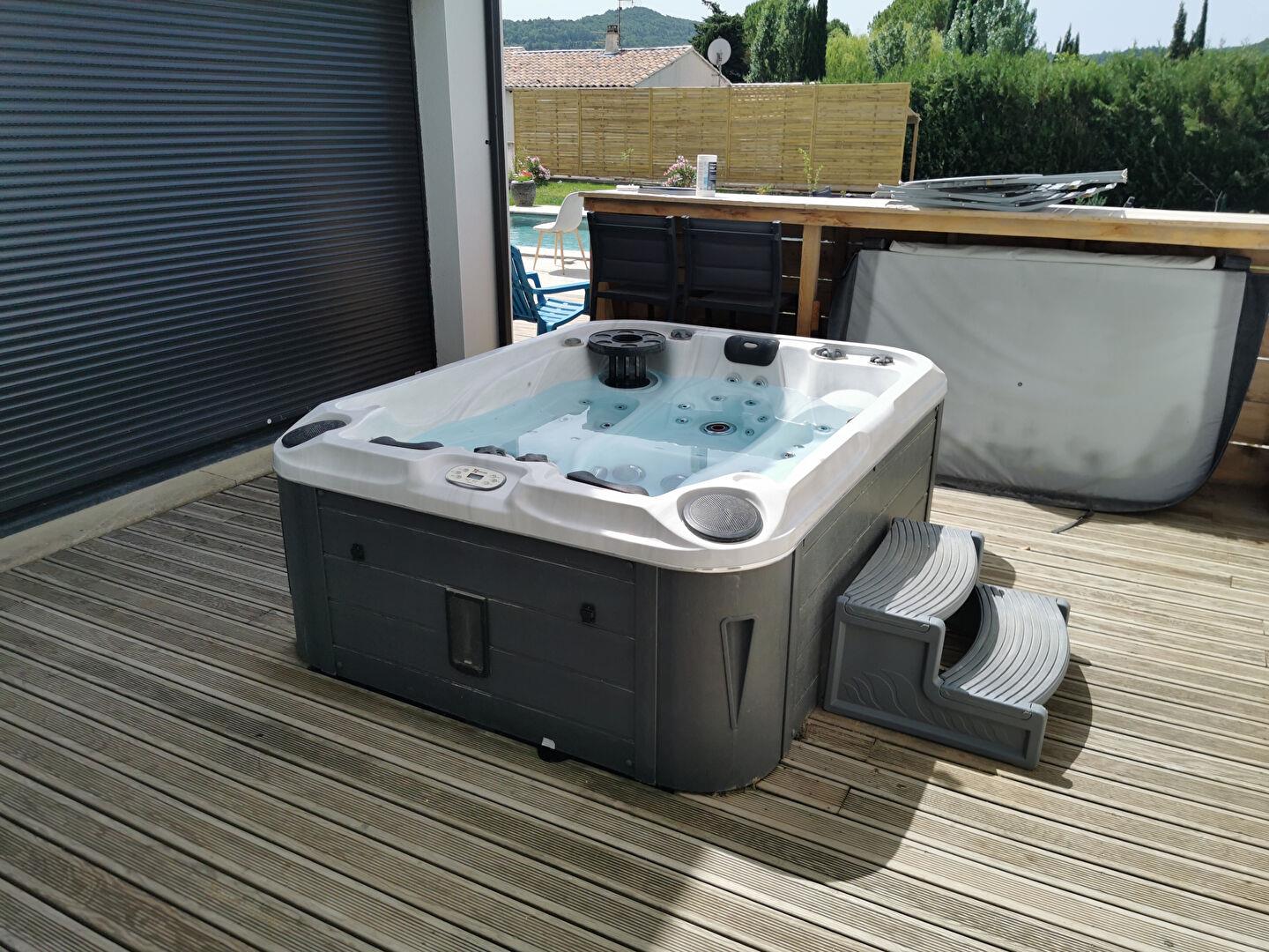 Villa Malaucene - 5 pièce(s) - 180 m2