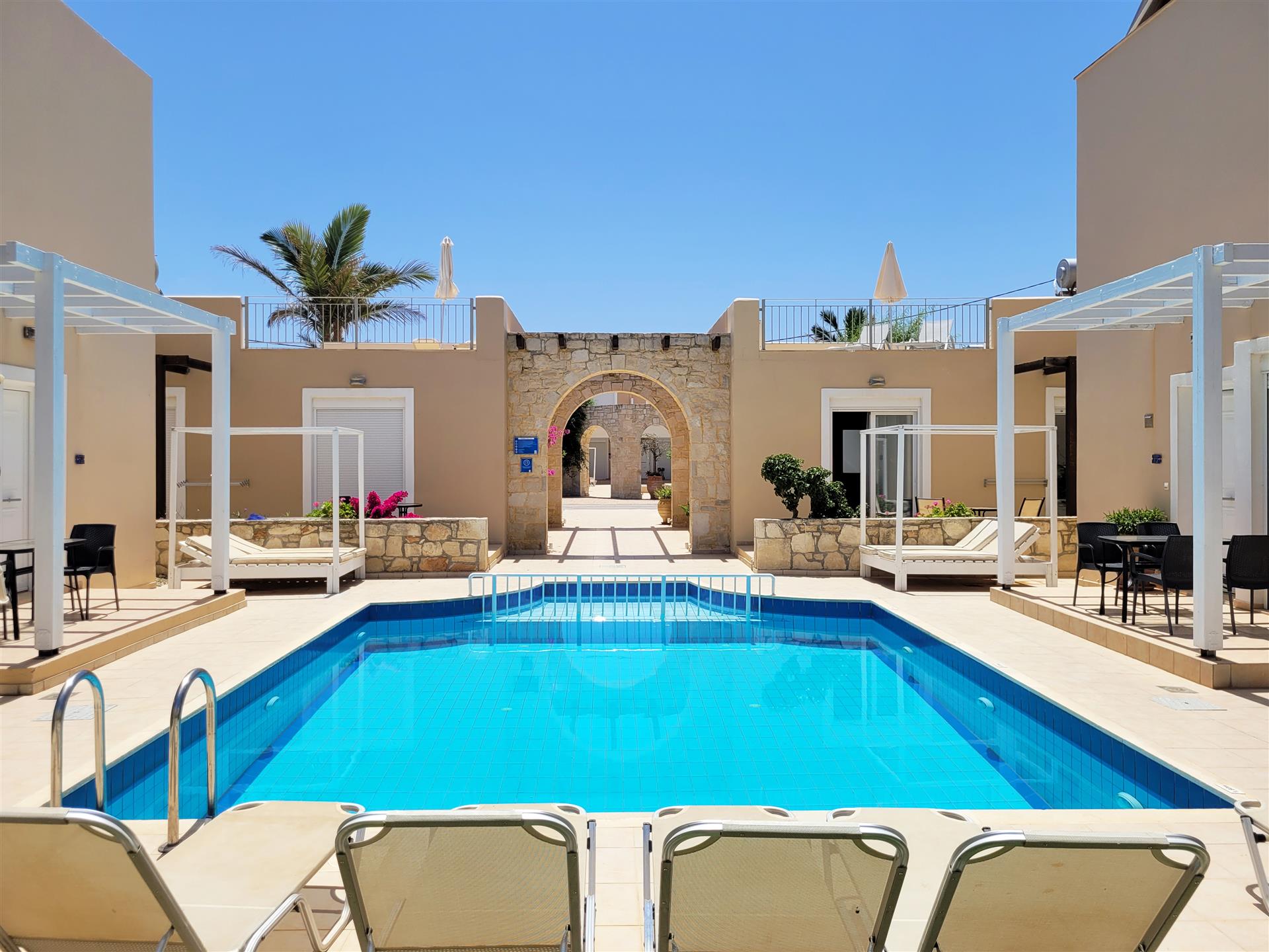  Moderne Wohnung zu verkaufenI in einer Wohnanlage am Meer 