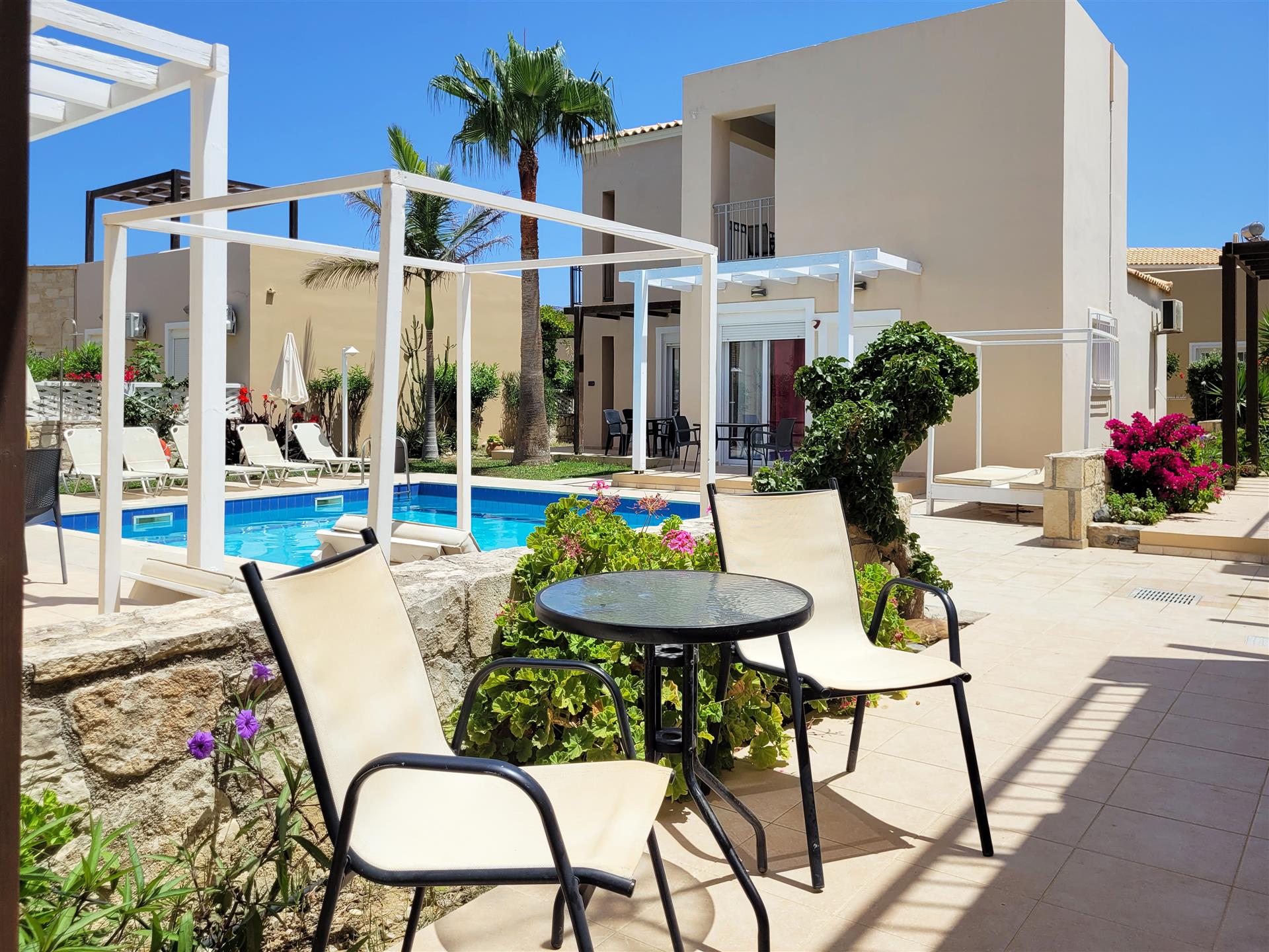  Moderne Wohnung zu verkaufenI in einer Wohnanlage am Meer 