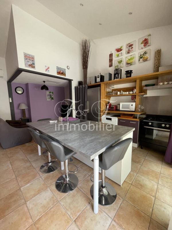 Compra: Vivenda (84220)
