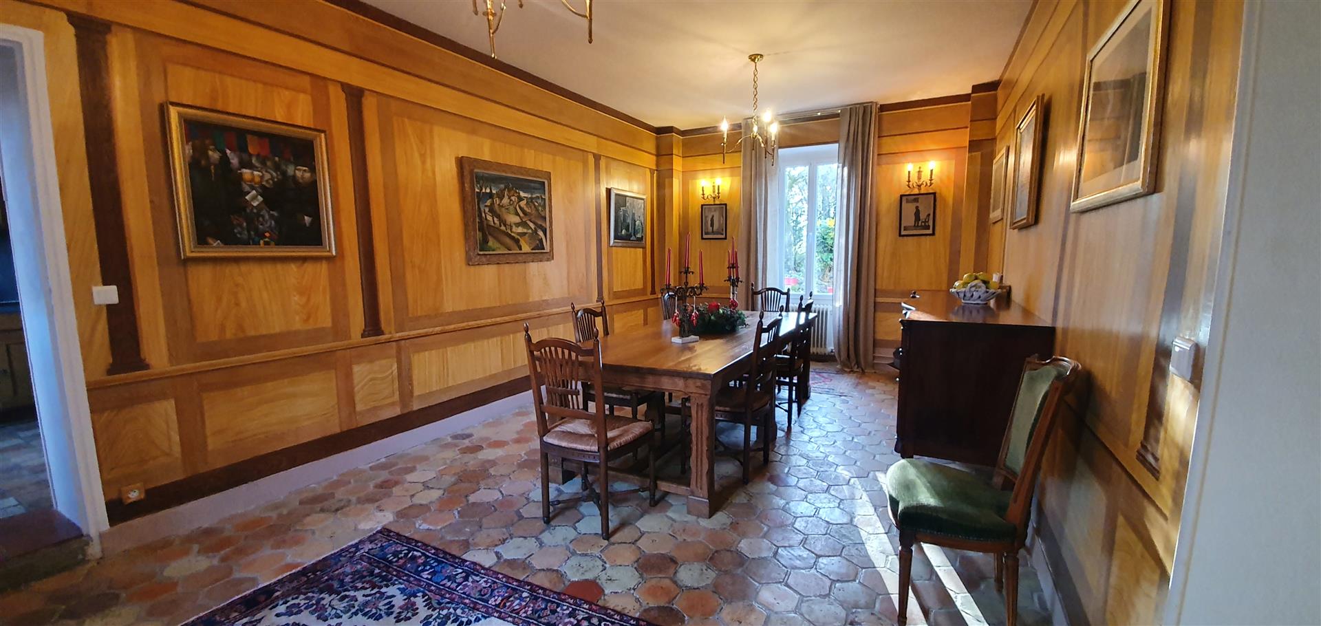 Casa magnifică a caracterului