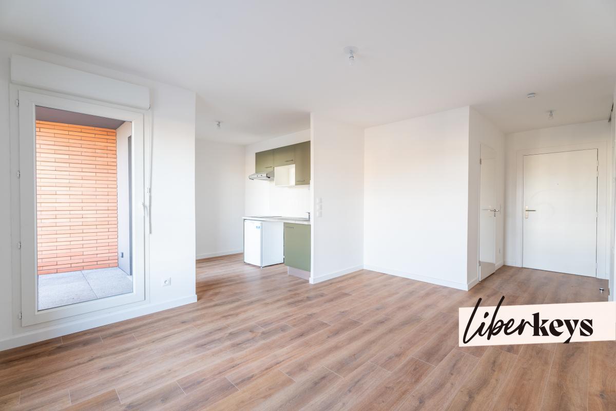 Purchase: Apartment (33520)