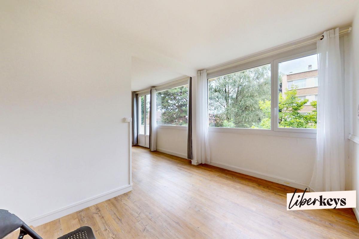 Appartement 3 pièces de 69 m² - balcon - cave privative