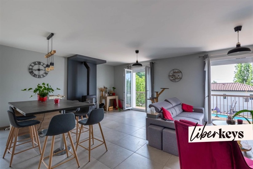 Maison individuelle de 240m² utile sur terrain clos de 940m² avec garage et piscine à Beynost