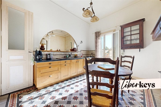 Atypical Winegrower's house 160m² of living space on 1215m² of land Saint paul and Valmalle 495.000€