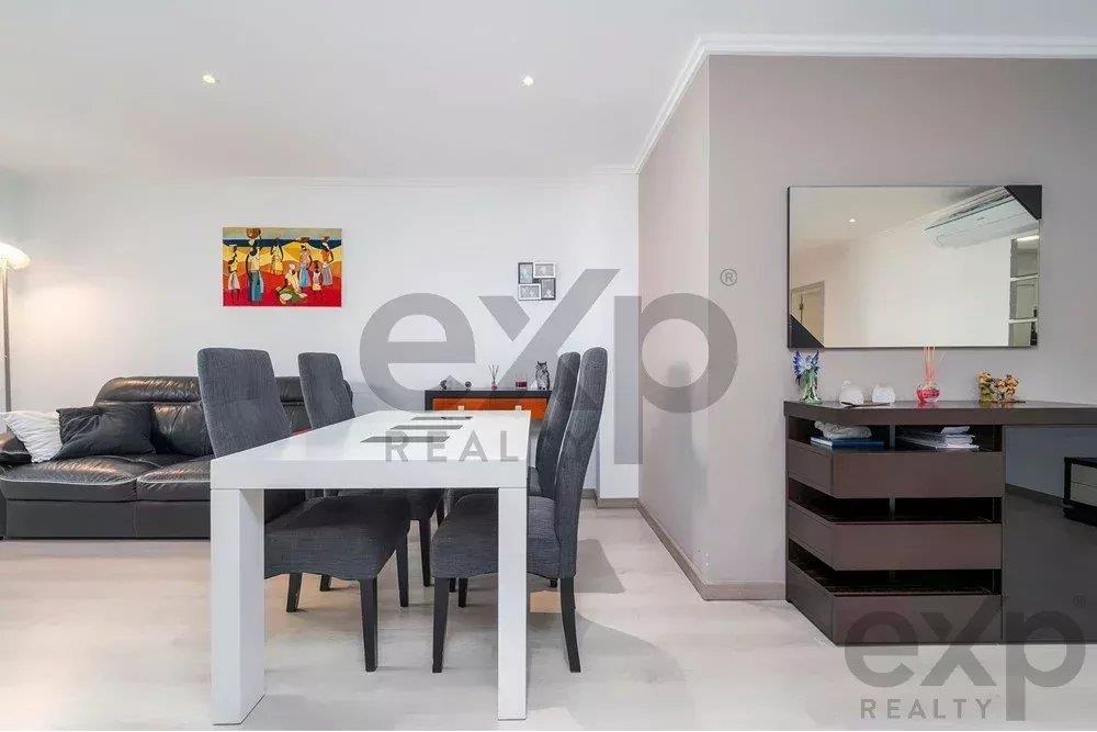 Apartamento T3 Renovado em Faro – Localização Central e Conforto Moderno