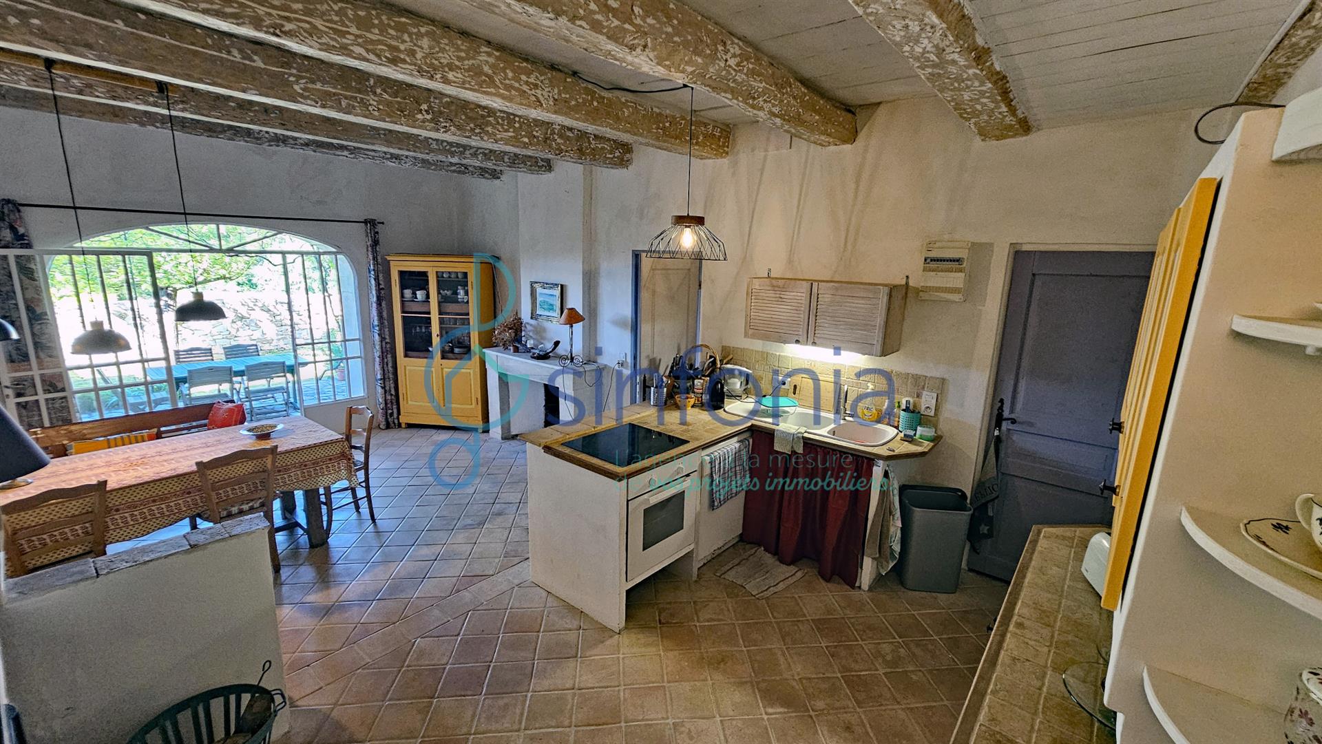 Maison à vendre, 110m², Lussan