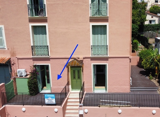 Dpt Alpes Maritimes (06), à vendre Eze appartement de 50 m² avec terrasses et jardinet