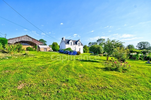 Agente exclusivo - Landeleau - Casa principal - Una casa rural - Un hangar - 1,4 hectáreas de terre